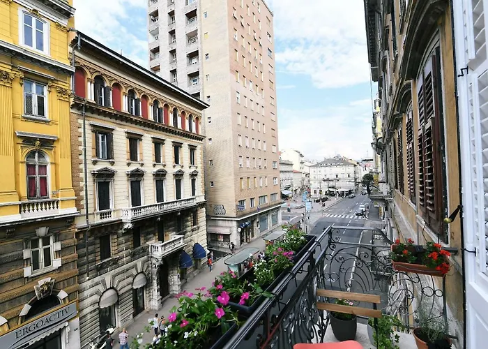 Vitopolis 1&2 公寓 *