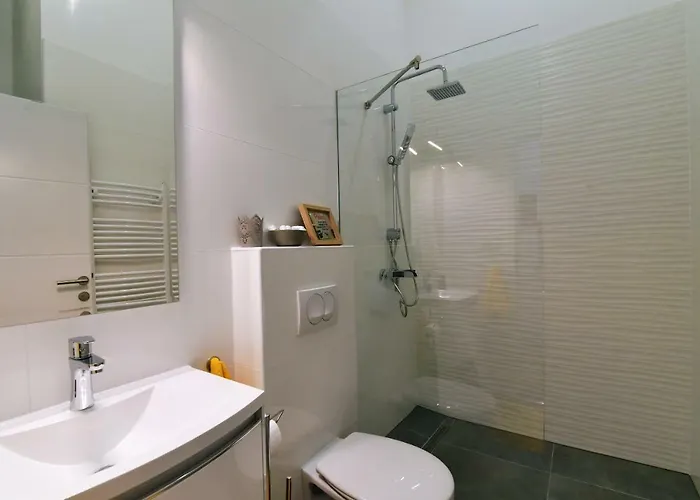 Vitopolis 1&2 里耶卡