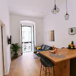 Apartment Vitopolis 1&2 *