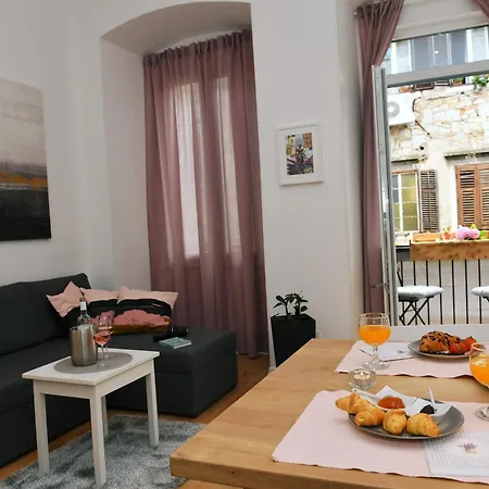 Vitopolis 1&2 Apartament *